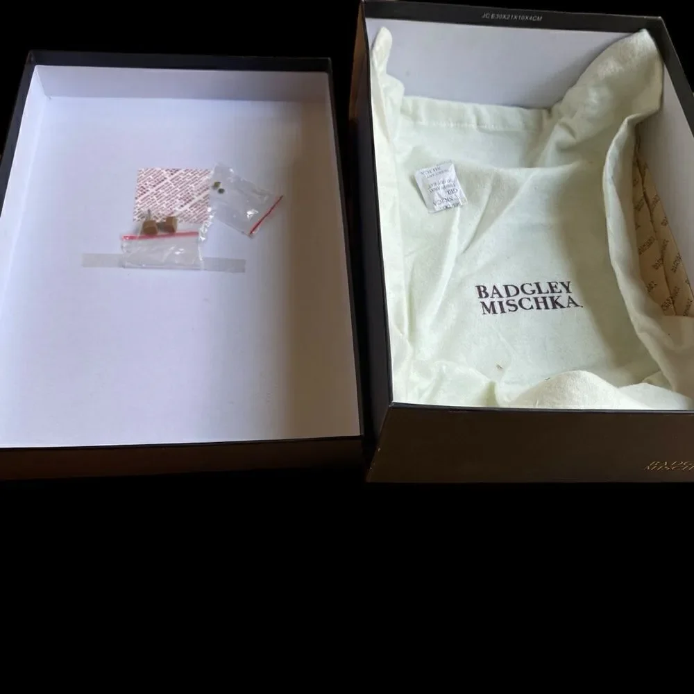 Badgley Mischka Pink Satin Lissa Crystal Open Toe Heels Box Dustbag Size 8